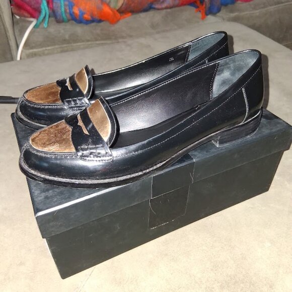 Donald J Pliner DMSX Yev Penny Loafer Black & Gold Women's 8.5M - Picture 5 of 7